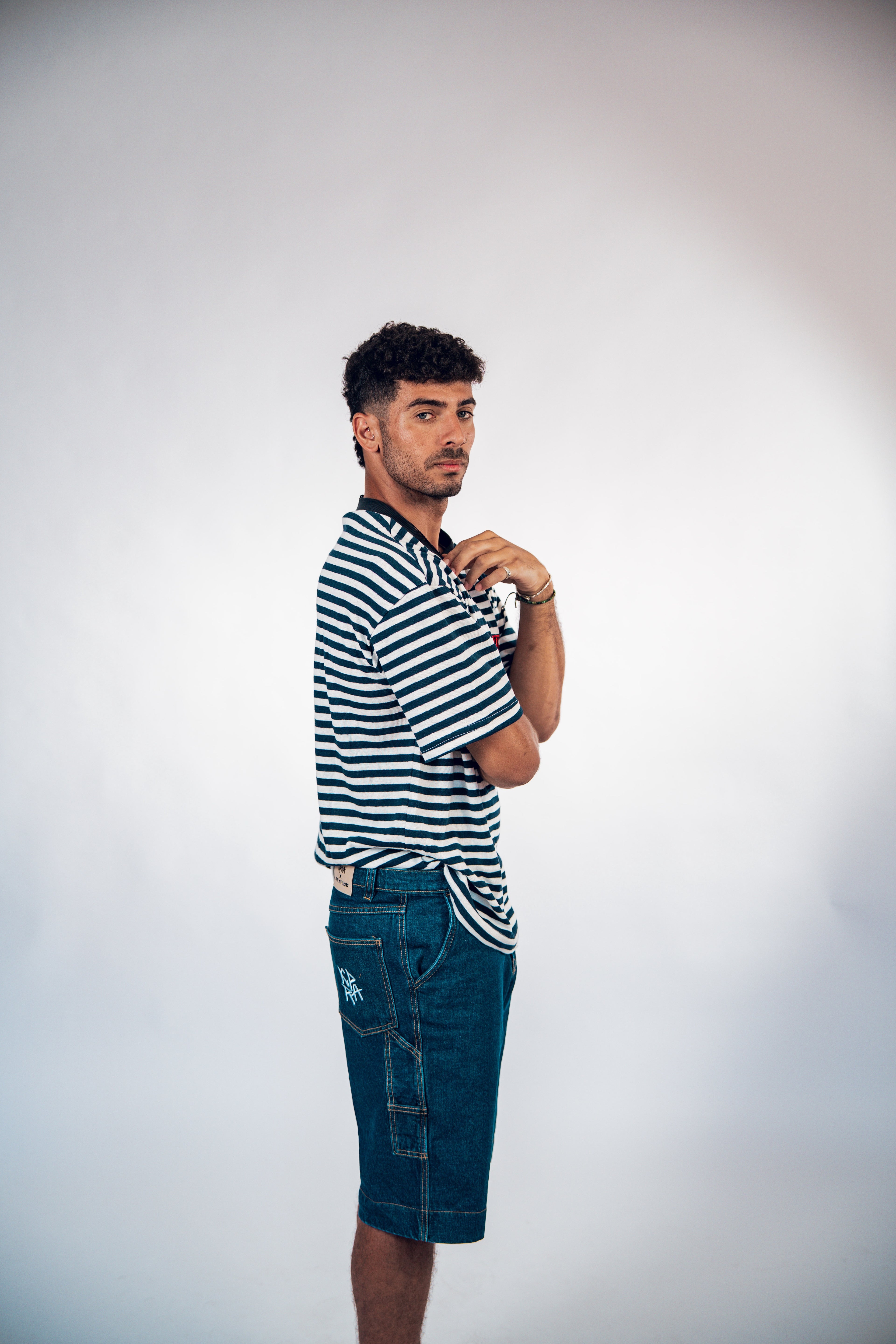 SHTUYOT YAFOT JEANS