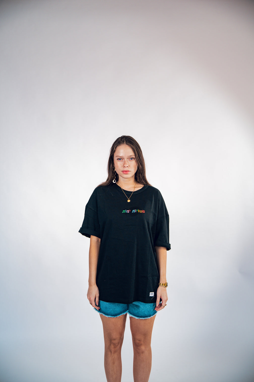 SHTUYOT YAFOT BLACK