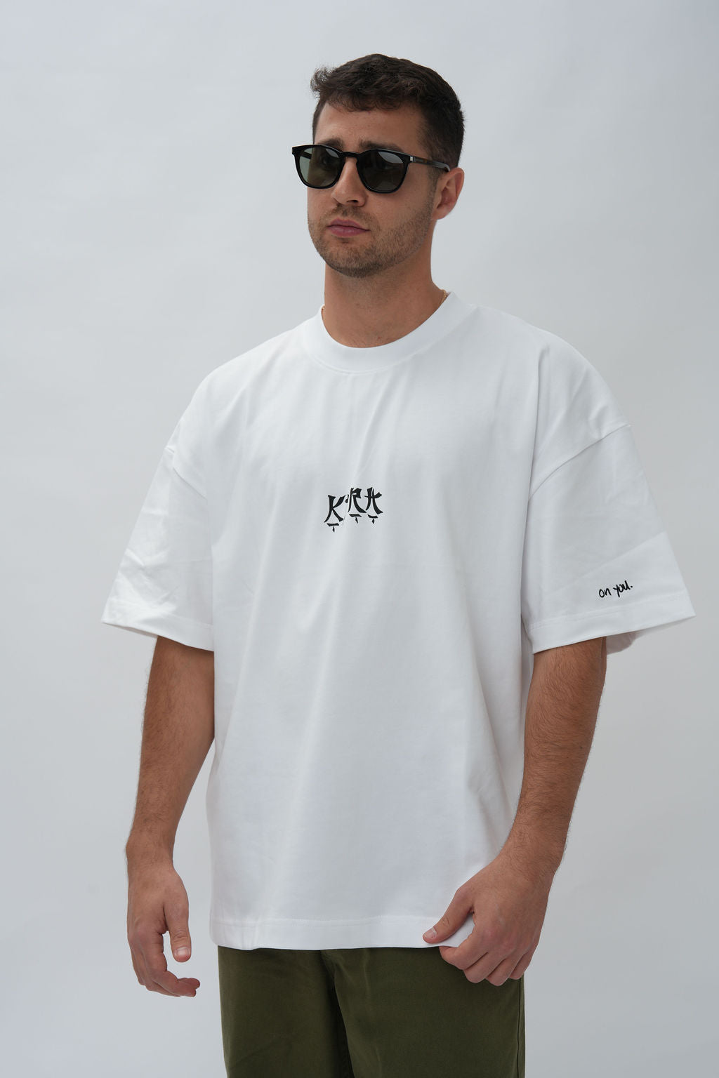 SHTUYOT YAFOT T-SHIRT